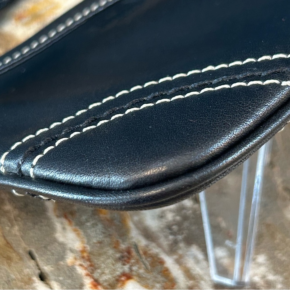 Vintage COACH Soft Pebble Leather Collection Small Black Wristlet EUC - Picture 12 of 16